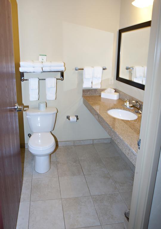 Cobblestone Inn&Suites - Langdon Extérieur photo