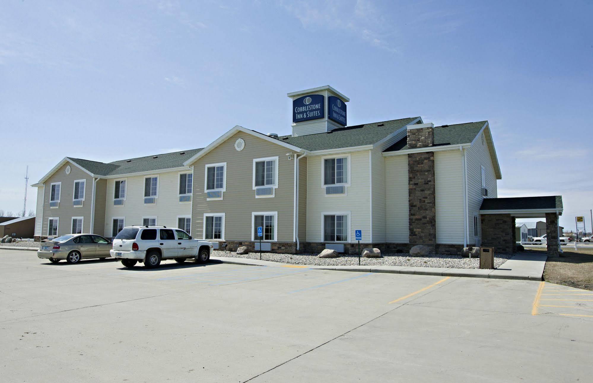 Cobblestone Inn&Suites - Langdon Extérieur photo